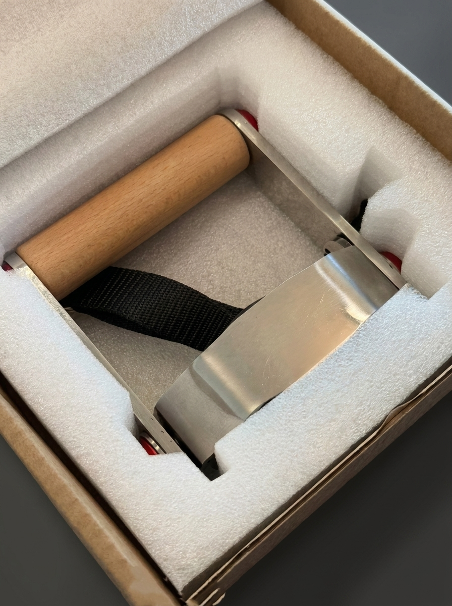 The Cuff — Premium Cable Handle